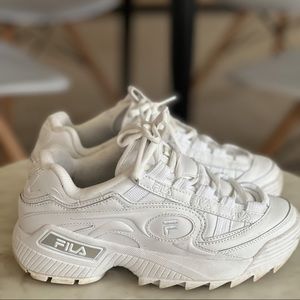 White chunky Fila Disruptor 2 sneakers